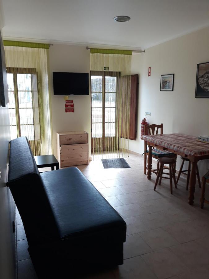 Casa Luisa Apartment Peniche Luaran gambar